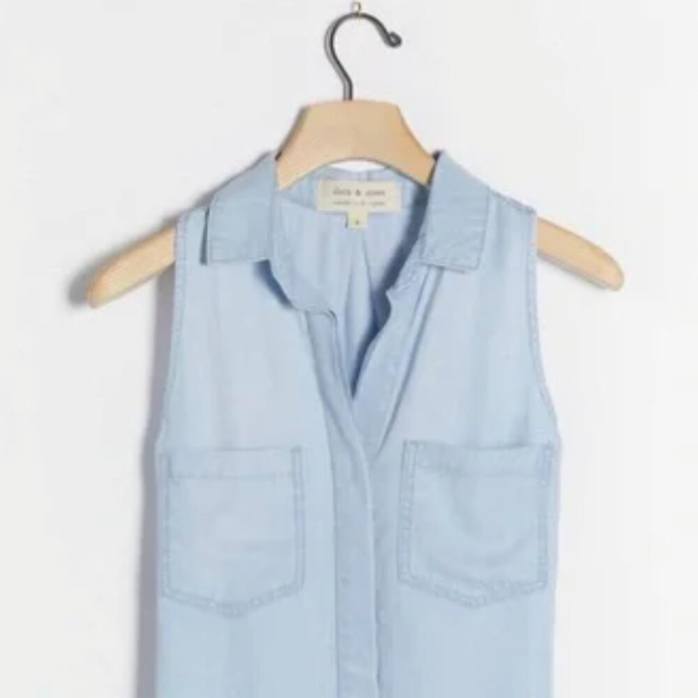 Anthropologie Cloth & Stone Light Chambray Sleeveless Button Down Medium